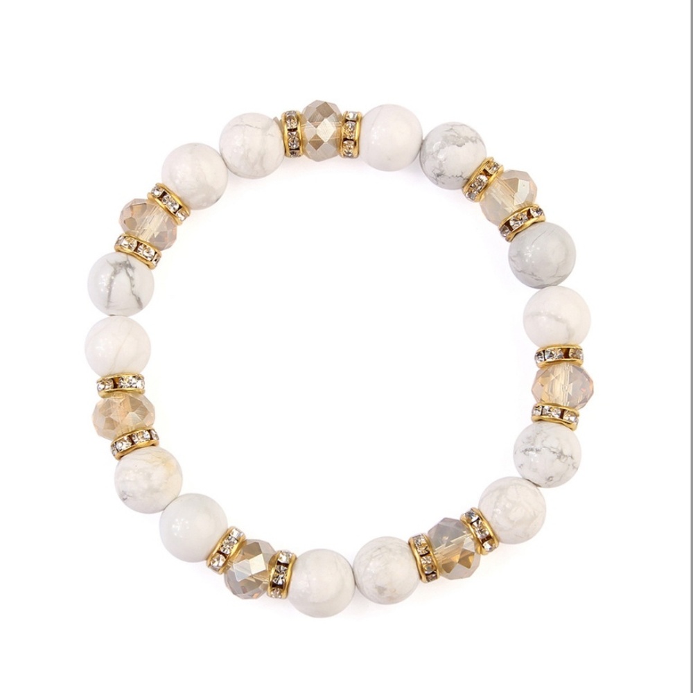 THY KINGDOM WHITE NATURAL BEAD BRACELET - Picture 5 of 7